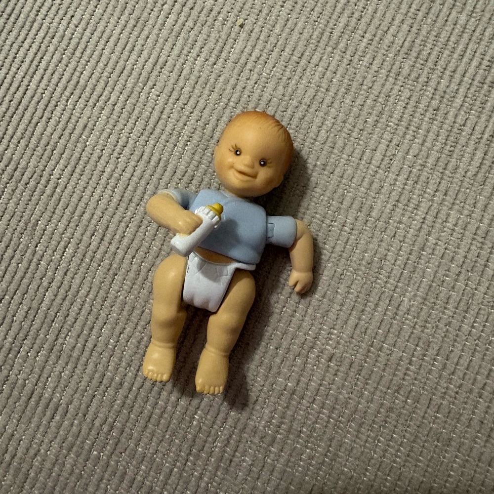 VTG Fisher Price Loving Family baby figurine